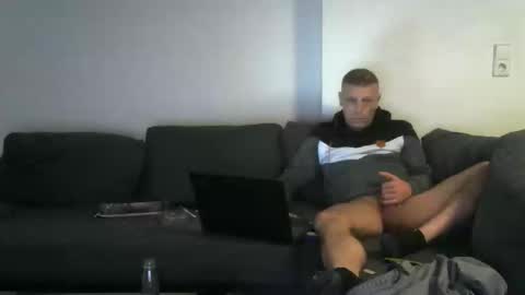 Snapshot of 012germanboy chatting on February 8, 2:26 am 012germanboy online show from February 8, 2:26 am