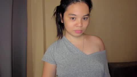 Snapshot of 0wwlo0k chatting on December 3, 8:00 am 0wwlo0k online show from December 3, 8:00 am