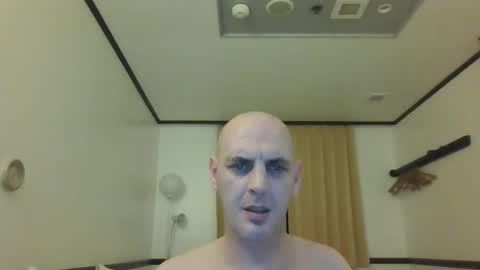 0xjonathanx0 online show from January 9, 6:42 pm