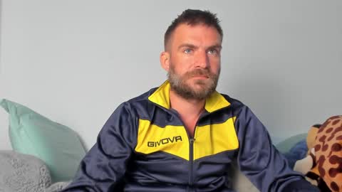 10in_deluxe online show from June 2, 6:59 am