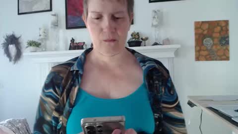 Snapshot of 11willowandjohn11 chatting on January 10, 3:58 pm Aurora Willows online show from January 10, 3:58 pm