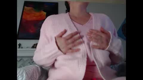 Snapshot of 11willowandjohn11 chatting on February 4, 11:09 pm Aurora Willows online show from February 4, 11:09 pm