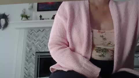 Snapshot of 11willowandjohn11 chatting on February 13, 4:03 pm Aurora Willows online show from February 13, 4:03 pm