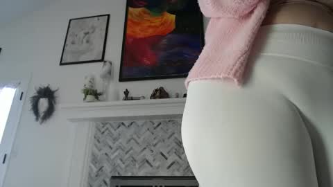 Snapshot of 11willowandjohn11 chatting on February 23, 6:49 pm Aurora Willows online show from February 23, 6:49 pm