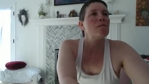 Snapshot of 11willowandjohn11 chatting on March 1, 9:06 pm Aurora Willows online show from March 1, 9:06 pm