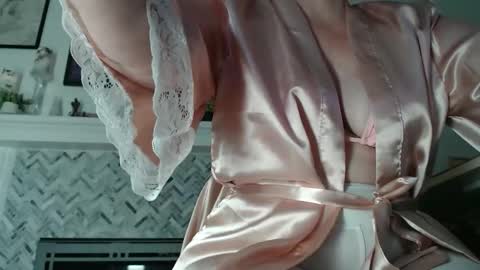 Snapshot of 11willowandjohn11 chatting on March 5, 5:25 am Aurora Willows online show from March 5, 5:25 am