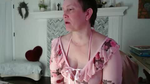 Snapshot of 11willowandjohn11 chatting on March 9, 3:32 am Aurora Willows online show from March 9, 3:32 am