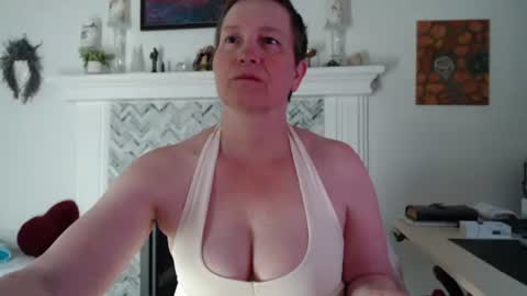 Snapshot of 11willowandjohn11 chatting on March 23, 2:15 am Aurora Willows online show from March 23, 2:15 am