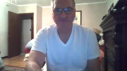 Snapshot of 123456ant chatting on December 26, 2:01 am 123456ant online show from December 26, 2:01 am