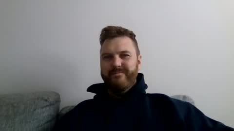 123holt123 online show from April 26, 5:32 pm