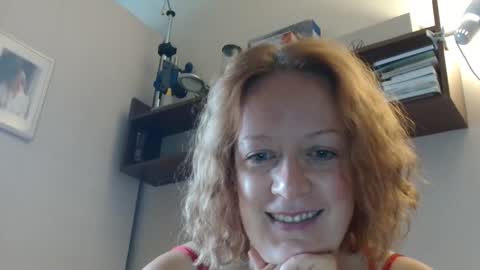 Snapshot of 12ennie chatting on September 15, 6:24 am 12ennie online show from September 15, 6:24 am