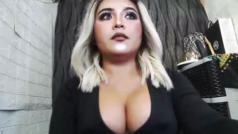 Snapshot of 12inchsexyanacodats chatting on October 7, 12:52 am sexy kia online show from October 7, 12:52 am