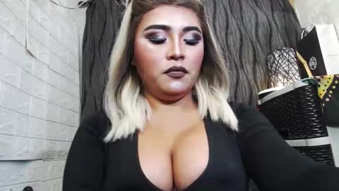 Snapshot of 12inchsexyanacodats chatting on October 10, 1:04 am sexy kia online show from October 10, 1:04 am