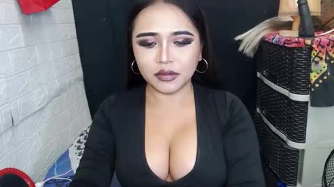 sexy kia online show from December 15, 10:08 am