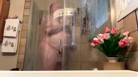 12sil online show from April 26, 4:59 pm