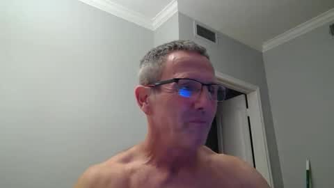 13glanmorfa online show from November 25, 6:02 am