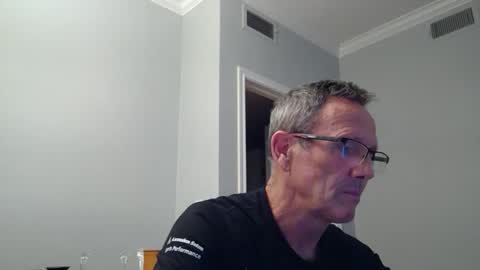 13glanmorfa online show from December 15, 1:54 am