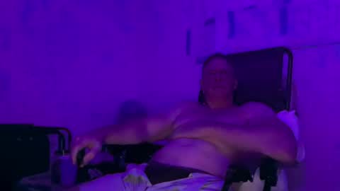 Snapshot of 1800fun2 chatting on February 5, 3:13 am 1800fun2 online show from February 5, 3:13 am