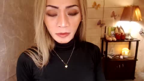 angel online show from March 14, 10:04 pm