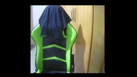 1good_vibes1 online show from September 18, 2:35 am