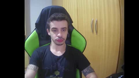 1good_vibes1 online show from December 14, 9:30 pm