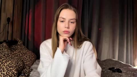 Snapshot of 1i1ypa1mer chatting on February 28, 10:39 pm Lily 3 online show from February 28, 10:39 pm