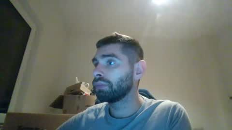 Snapshot of 1kamilkamil11 chatting on December 5, 6:11 pm kam online show from December 5, 6:11 pm