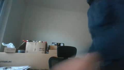 Snapshot of 1kamilkamil11 chatting on December 6, 1:55 pm kam online show from December 6, 1:55 pm