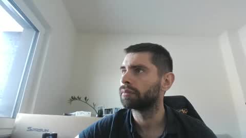 Snapshot of 1kamilkamil11 chatting on January 3, 11:35 am kam online show from January 3, 11:35 am