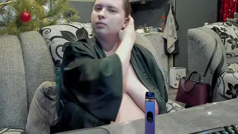 Snapshot of 1lindsey1 chatting on January 9, 4:49 pm 1LINDSEY1 online show from January 9, 4:49 pm