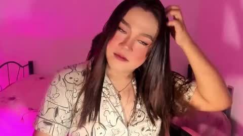 1lovelymess online show from November 18, 3:45 am