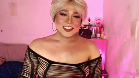 1lovelymess online show from July 19, 3:54 am
