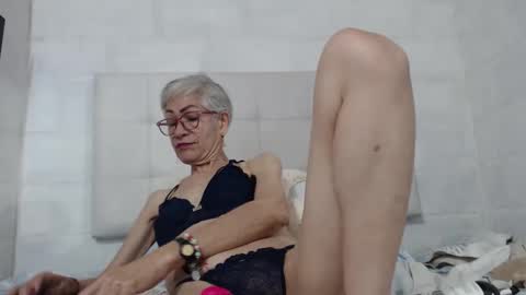 Miss Monserrate online show from January 12, 2:30 pm