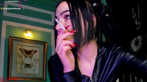 Moona  online show from January 13, 6:59 pm