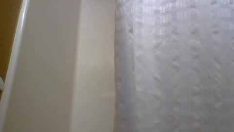 Snapshot of 1nastya8 chatting on April 14, 5:30 pm TheShyOne18 online show from April 14, 5:30 pm