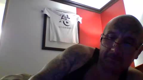 Snapshot of 1nastya8 chatting on May 1, 11:09 pm TheShyOne18 online show from May 1, 11:09 pm