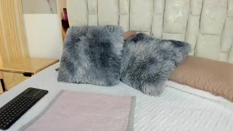 Luisa online show from May 5, 1:30 pm