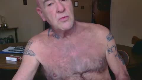 Pizza online show from December 5, 8:55 pm