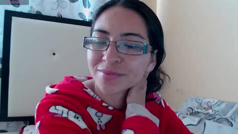 paola online show from May 13, 9:11 pm