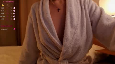 VICTORIA online show from November 18, 5:34 am