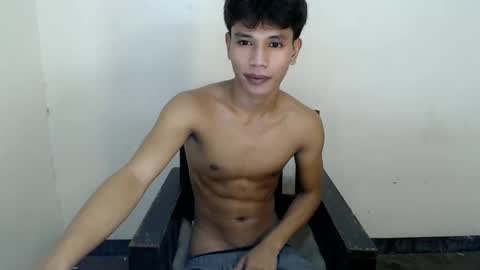 Snapshot of 1sweetloverxx chatting on November 17, 10:43 am 1sweetloverxx online show from November 17, 10:43 am