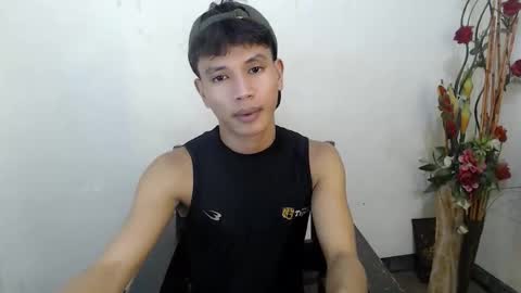 Snapshot of 1sweetloverxx chatting on December 5, 11:30 am 1sweetloverxx online show from December 5, 11:30 am