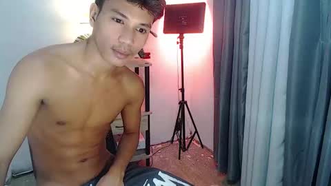 1sweetloverxx online show from April 16, 12:06 pm