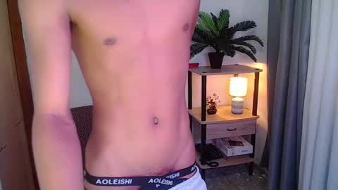 1sweetloverxx online show from April 19, 12:22 am