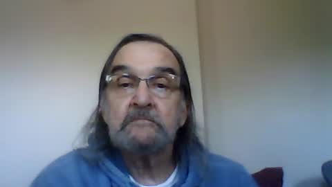 Snapshot of 1valentine chatting on December 18, 4:39 pm 1valentine online show from December 18, 4:39 pm