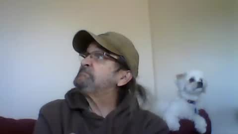 Snapshot of 1valentine chatting on January 1, 10:56 pm 1valentine online show from January 1, 10:56 pm