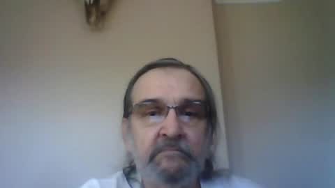 Snapshot of 1valentine chatting on January 4, 3:39 pm 1valentine online show from January 4, 3:39 pm