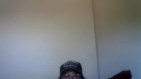 Snapshot of 1valentine chatting on February 15, 6:55 pm 1valentine online show from February 15, 6:55 pm