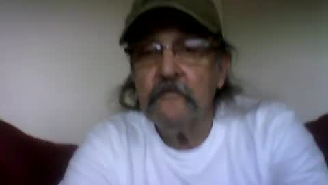 Snapshot of 1valentine chatting on September 21, 10:11 pm 1valentine online show from September 21, 10:11 pm