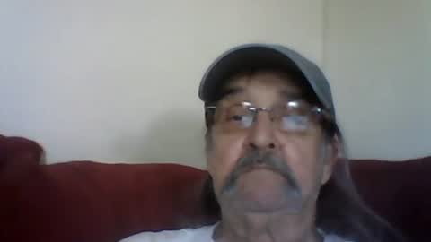 Snapshot of 1valentine chatting on October 8, 6:49 pm 1valentine online show from October 8, 6:49 pm